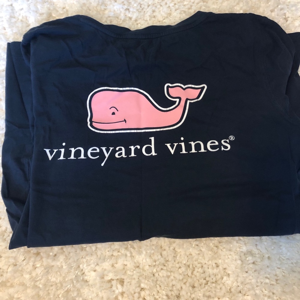 Vineyard Vines classic t-shirt